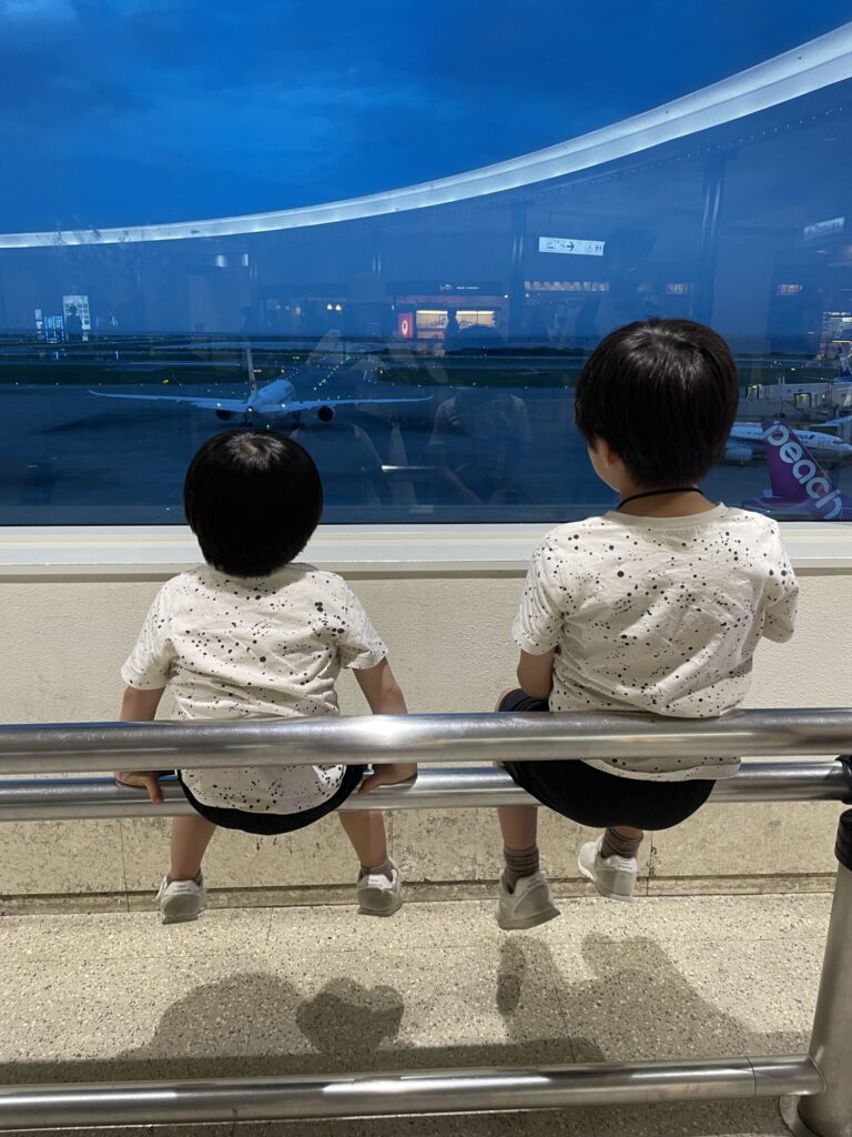 那覇空港で食べた最後のソーキそば